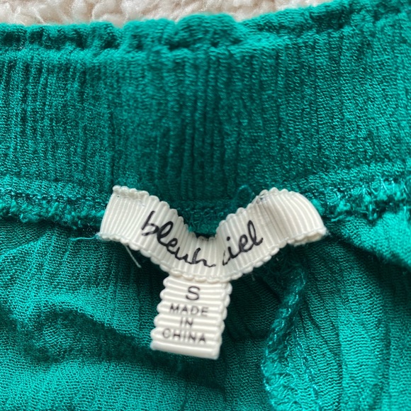 ⚡️⚡️FREE a with a purchase of $25 or more ⚡️⚡️Blueh Cieh- Crop Top, SIZE: S - Picture 2 of 3